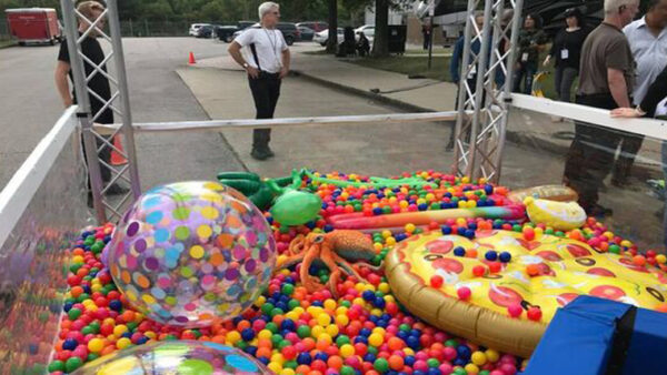 Giant Human Claw Game Rentals