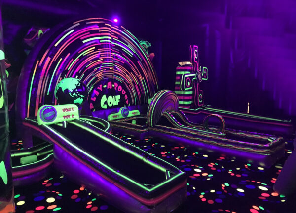 Amusement-Masters LED Play A Round Golf™ Blacklight 3 Hole